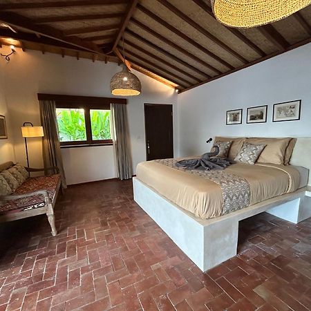 La Kreyiol Bed & Breakfast Uluwatu Exterior foto