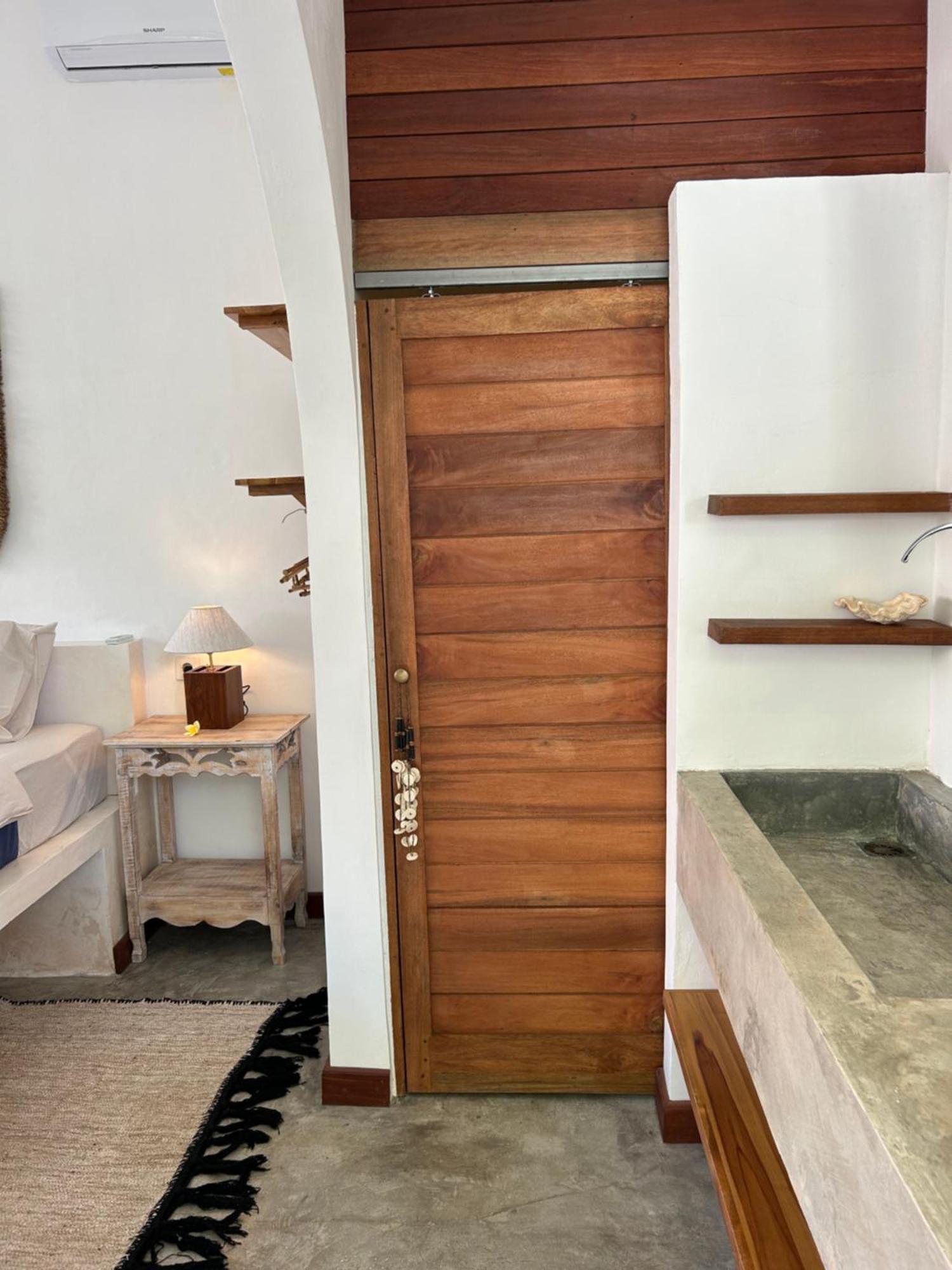 La Kreyiol Bed & Breakfast Uluwatu Exterior foto