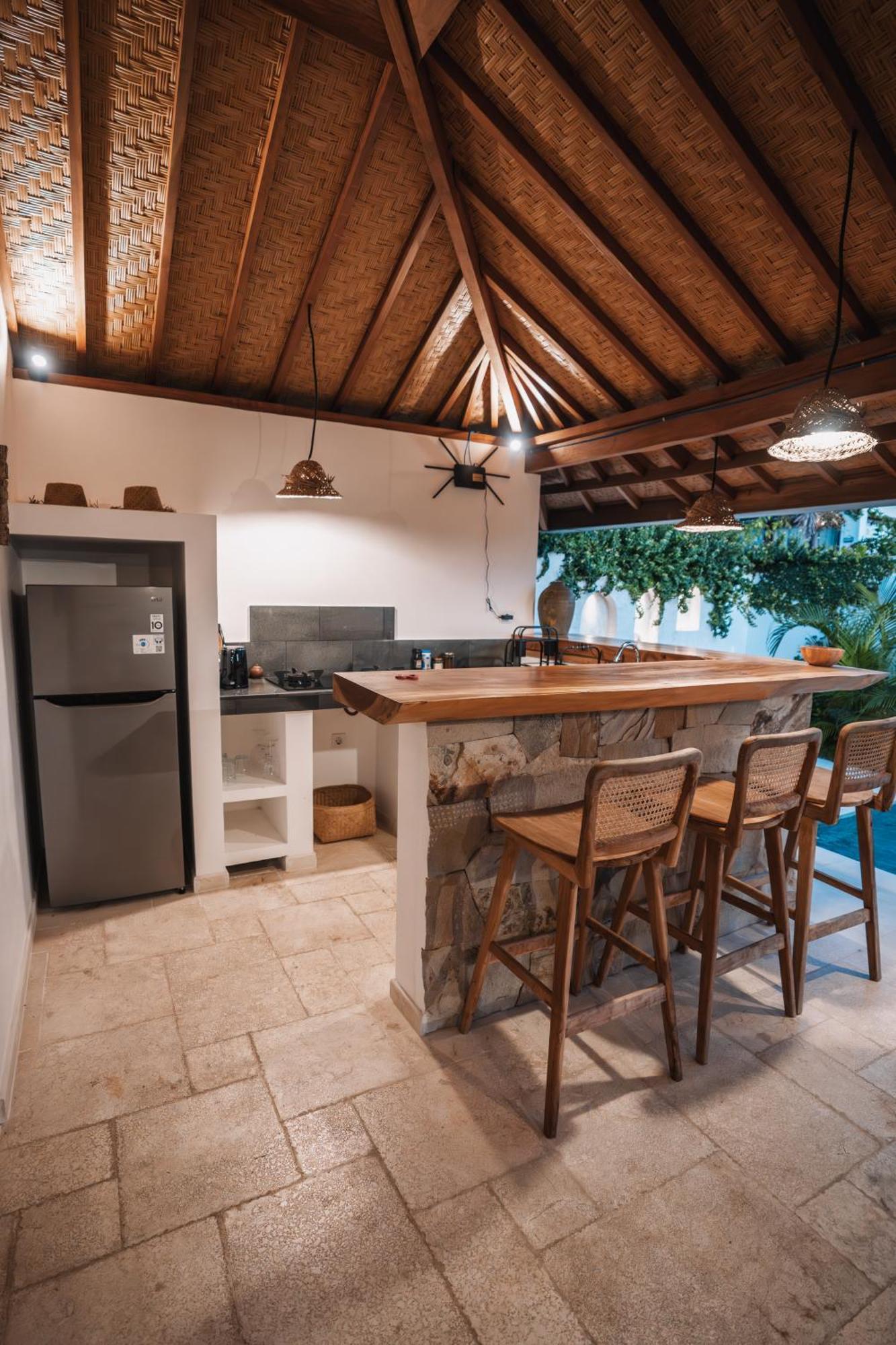 La Kreyiol Bed & Breakfast Uluwatu Exterior foto